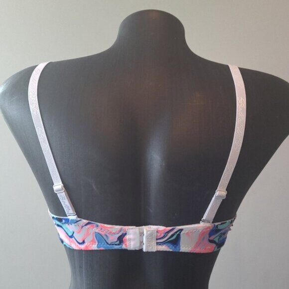 2 Lightly Padded bras - Picture 4 of 4